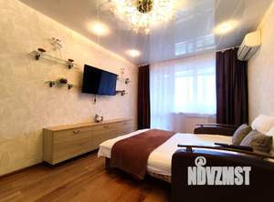 1-к квартира, посуточно, 33м2, 3/10 этаж