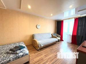 1-к квартира, посуточно, 35м2, 1/1 этаж