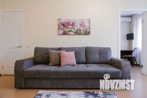 2-к квартира, посуточно, 42м2, 5/5 этаж