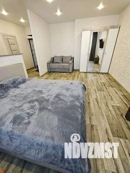 Студия квартира, посуточно, 39м2, 7/15 этаж