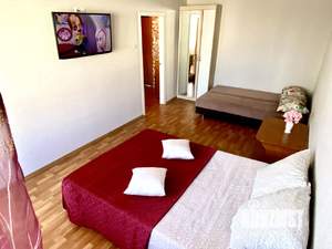 1-к квартира, посуточно, 33м2, 7/10 этаж