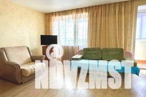 1-к квартира, посуточно, 35м2, 9/17 этаж