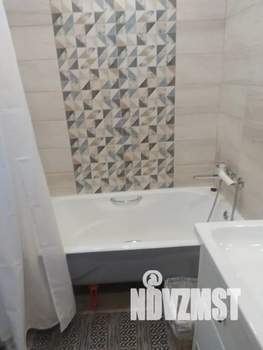 1-к квартира, посуточно, 33м2, 1/10 этаж