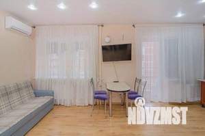 1-к квартира, посуточно, 43м2, 1/1 этаж