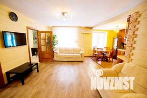 3-к квартира, посуточно, 60м2, 2/3 этаж