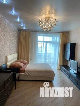 1-к квартира, посуточно, 42м2, 6/14 этаж