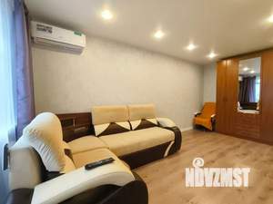 2-к квартира, посуточно, 50м2, 6/9 этаж