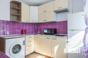 1-к квартира, посуточно, 35м2, 4/12 этаж