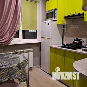 2-к квартира, посуточно, 44м2, 1/5 этаж