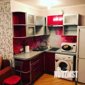 Студия квартира, посуточно, 35м2, 5/9 этаж