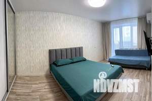 1-к квартира, посуточно, 42м2, 9/12 этаж