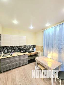 1-к квартира, посуточно, 38м2, 8/10 этаж