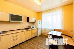 1-к квартира, посуточно, 50м2, 2/14 этаж