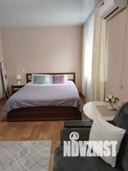 1-к квартира, посуточно, 40м2, 2/5 этаж