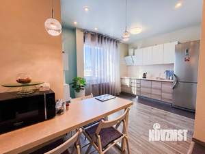 Студия квартира, посуточно, 40м2, 10/17 этаж