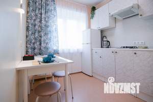 1-к квартира, посуточно, 43м2, 1/1 этаж