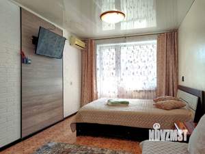 1-к квартира, посуточно, 33м2, 1/10 этаж