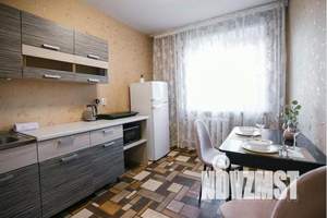 2-к квартира, посуточно, 55м2, 1/10 этаж