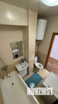 Студия квартира, посуточно, 40м2, 2/7 этаж