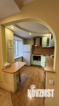 Студия квартира, посуточно, 35м2, 5/5 этаж