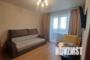 1-к квартира, посуточно, 35м2, 4/9 этаж