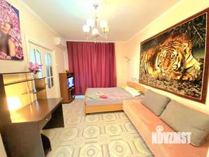 1-к квартира, посуточно, 40м2, 3/10 этаж