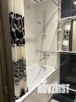 1-к квартира, посуточно, 36м2, 1/9 этаж