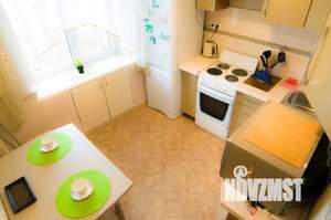 1-к квартира, посуточно, 33м2, 6/14 этаж