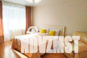 1-к квартира, посуточно, 50м2, 2/10 этаж