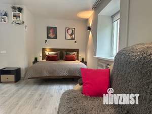 Студия квартира, посуточно, 32м2, 2/5 этаж