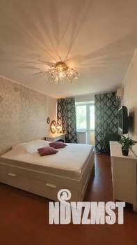 2-к квартира, посуточно, 45м2, 4/5 этаж