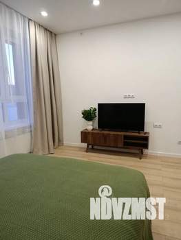 Студия квартира, посуточно, 35м2, 2/10 этаж