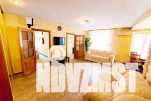 3-к квартира, посуточно, 60м2, 2/3 этаж