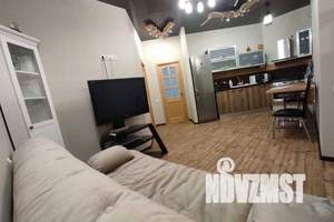 2-к квартира, посуточно, 55м2, 1/25 этаж