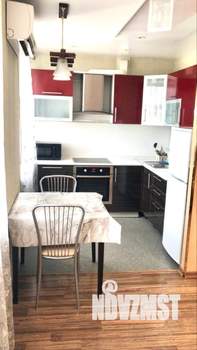 Студия квартира, посуточно, 35м2, 7/9 этаж