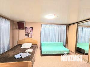 1-к квартира, посуточно, 33м2, 2/4 этаж