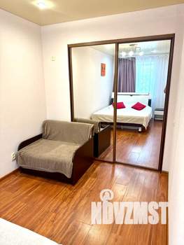 2-к квартира, посуточно, 43м2, 2/5 этаж