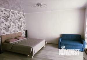 Студия квартира, посуточно, 40м2, 10/10 этаж