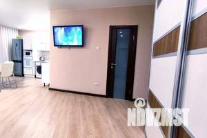 2-к квартира, посуточно, 65м2, 10/18 этаж