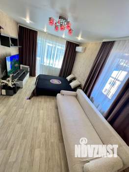 1-к квартира, посуточно, 40м2, 1/1 этаж