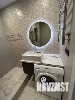 Студия квартира, посуточно, 43м2, 2/17 этаж