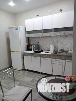 2-к квартира, посуточно, 43м2, 1/1 этаж