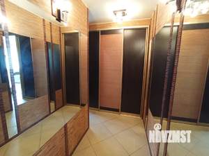 Студия квартира, посуточно, 35м2, 2/5 этаж