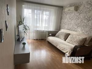 1-к квартира, посуточно, 32м2, 3/5 этаж