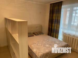 1-к квартира, посуточно, 38м2, 10/18 этаж