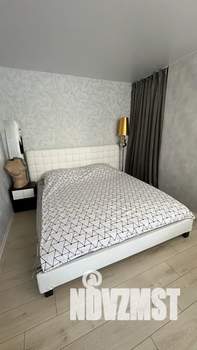 Студия квартира, посуточно, 30м2, 1/5 этаж