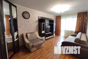 1-к квартира, посуточно, 35м2, 6/9 этаж
