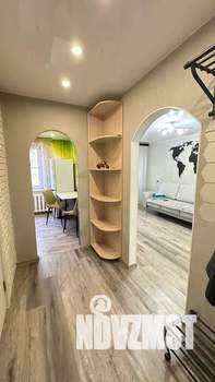 1-к квартира, посуточно, 40м2, 1/10 этаж