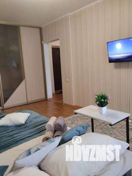 1-к квартира, посуточно, 32м2, 4/6 этаж