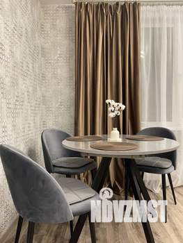 1-к квартира, посуточно, 40м2, 8/10 этаж